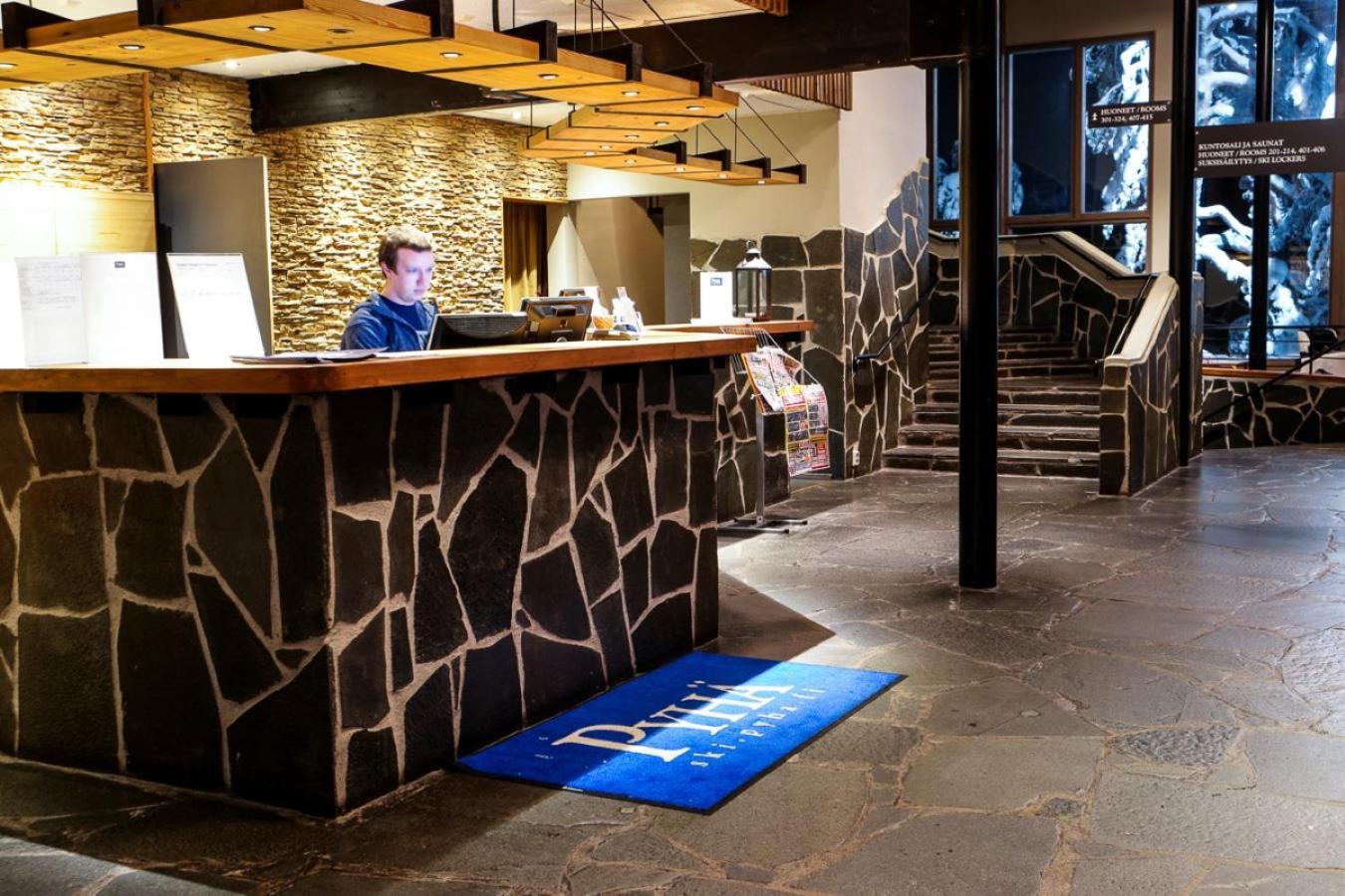 Ski-Inn Hotel Pyhaetunturi Zewnętrze zdjęcie
