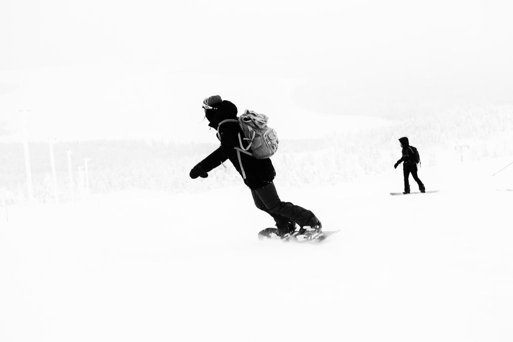 Ski-Inn Hotel Pyhätunturi Zewnętrze zdjęcie